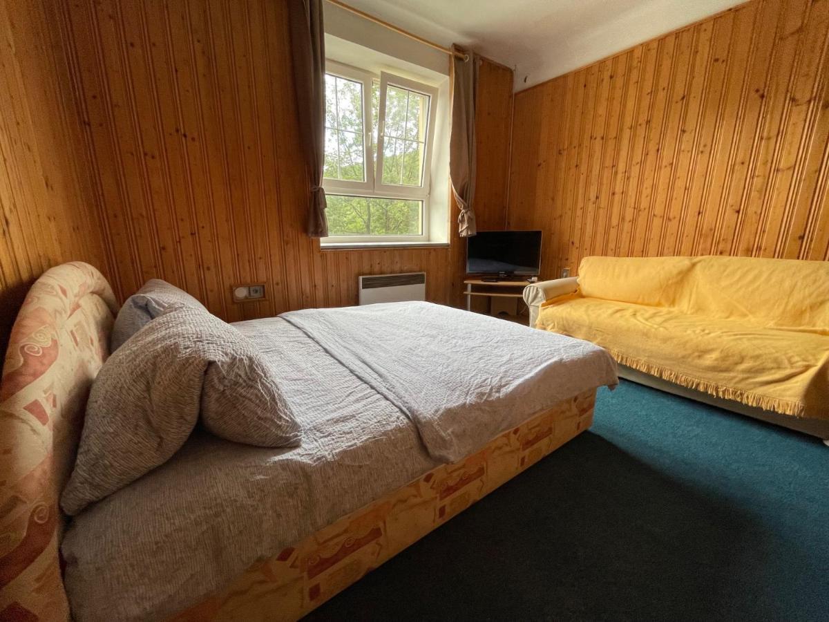 Penzion Hajenka Petrovice  Extérieur photo